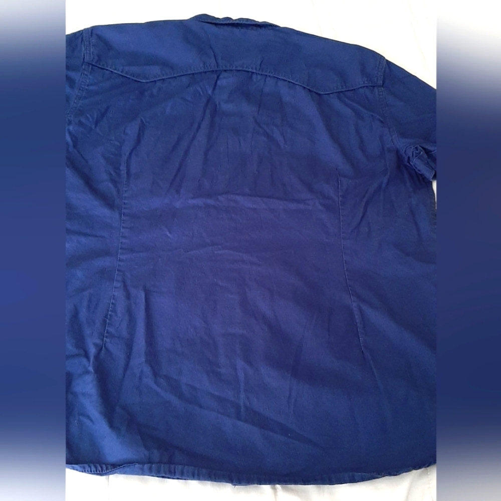 Guess Button Up - Picture 11 of 12